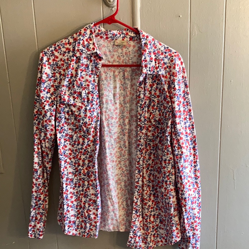 Woman’s floral button down